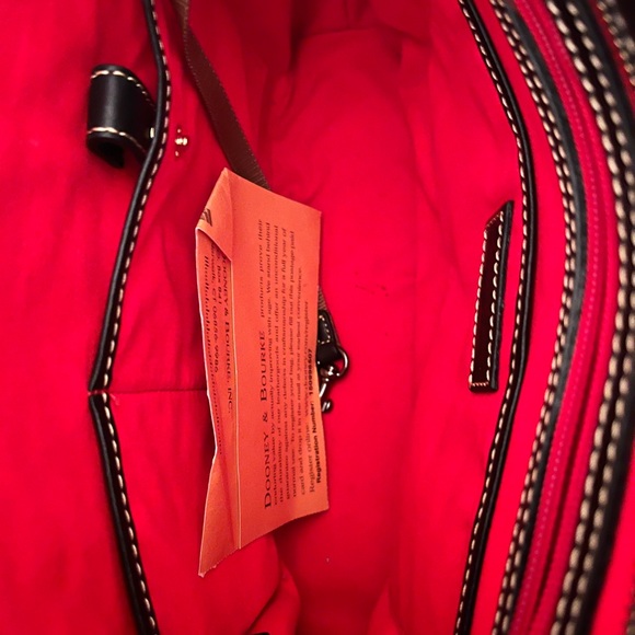 D&B black leather bag - barely used - Picture 2 of 3